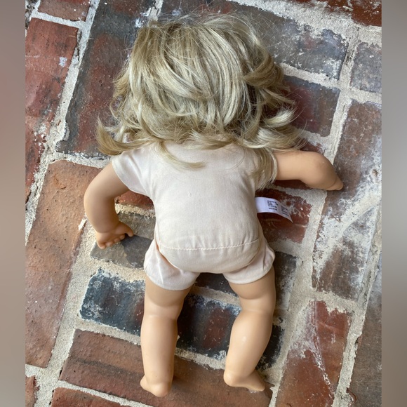 Vintage American Girl Bitty Baby Doll with Blond & Blue Eyes - Picture 6 of 16